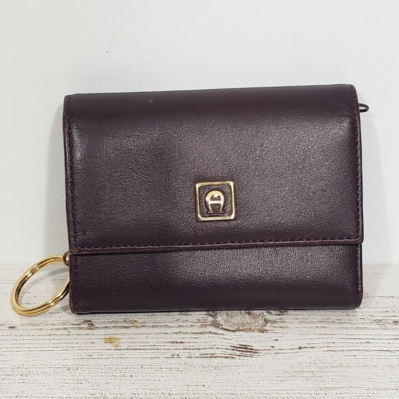 Etienne Aigner Handbags - Vintage Oxblood Leather Aigner Keychain Wallet
